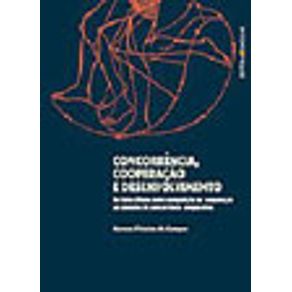 516928_vitrine.jpg 516928_vitrine.jpg