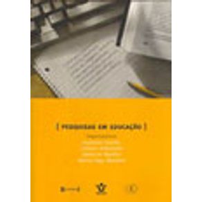 240454_vitrine.jpg 240454_vitrine.jpg