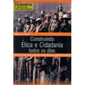 230860_vitrine.jpg 230860_vitrine.jpg