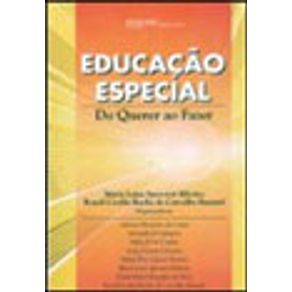 221_vitrine.jpg 221_vitrine.jpg