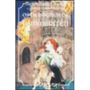 113410_vitrine.jpg 113410_vitrine.jpg