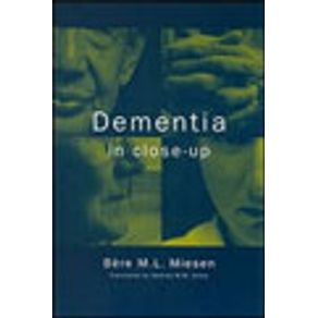 180234_vitrine 180234_vitrine