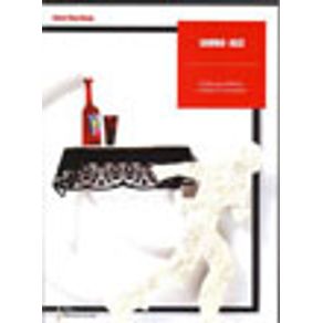 755243_vitrine.jpg 755243_vitrine.jpg