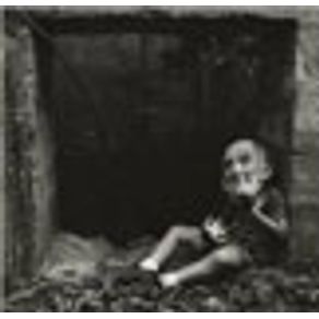 731690_vitrine.jpg 731690_vitrine.jpg