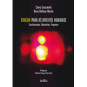 755846_vitrine.jpg 755846_vitrine.jpg