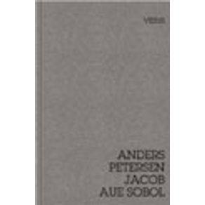 724897_vitrine.jpg 724897_vitrine.jpg