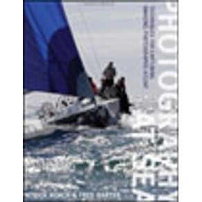 663972_vitrine.jpg 663972_vitrine.jpg