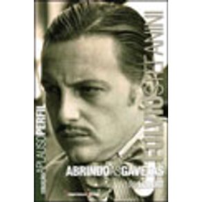 652462_vitrine.jpg 652462_vitrine.jpg