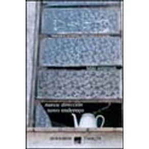 610003_vitrine.jpg 610003_vitrine.jpg