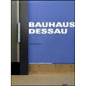 607299_vitrine.jpg 607299_vitrine.jpg