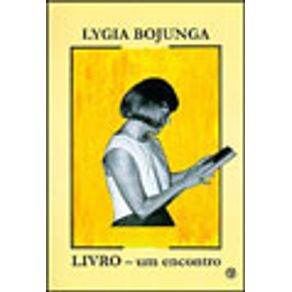 588628_vitrine.jpg 588628_vitrine.jpg