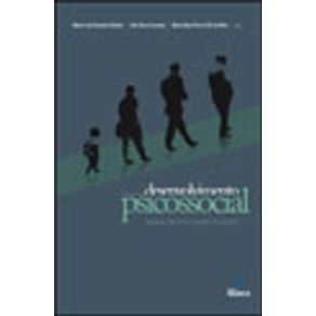 588713_vitrine.jpg 588713_vitrine.jpg