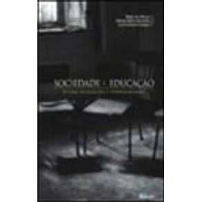 596026_vitrine.jpg 596026_vitrine.jpg