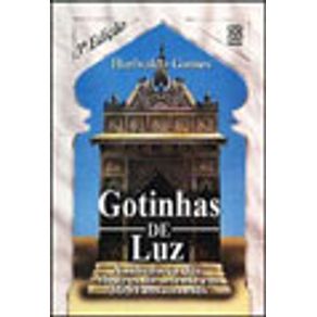 585131_vitrine.jpg 585131_vitrine.jpg