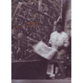 546796_vitrine.jpg 546796_vitrine.jpg