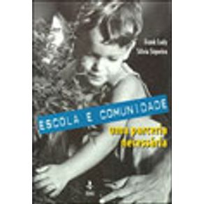 525357_vitrine.jpg 525357_vitrine.jpg